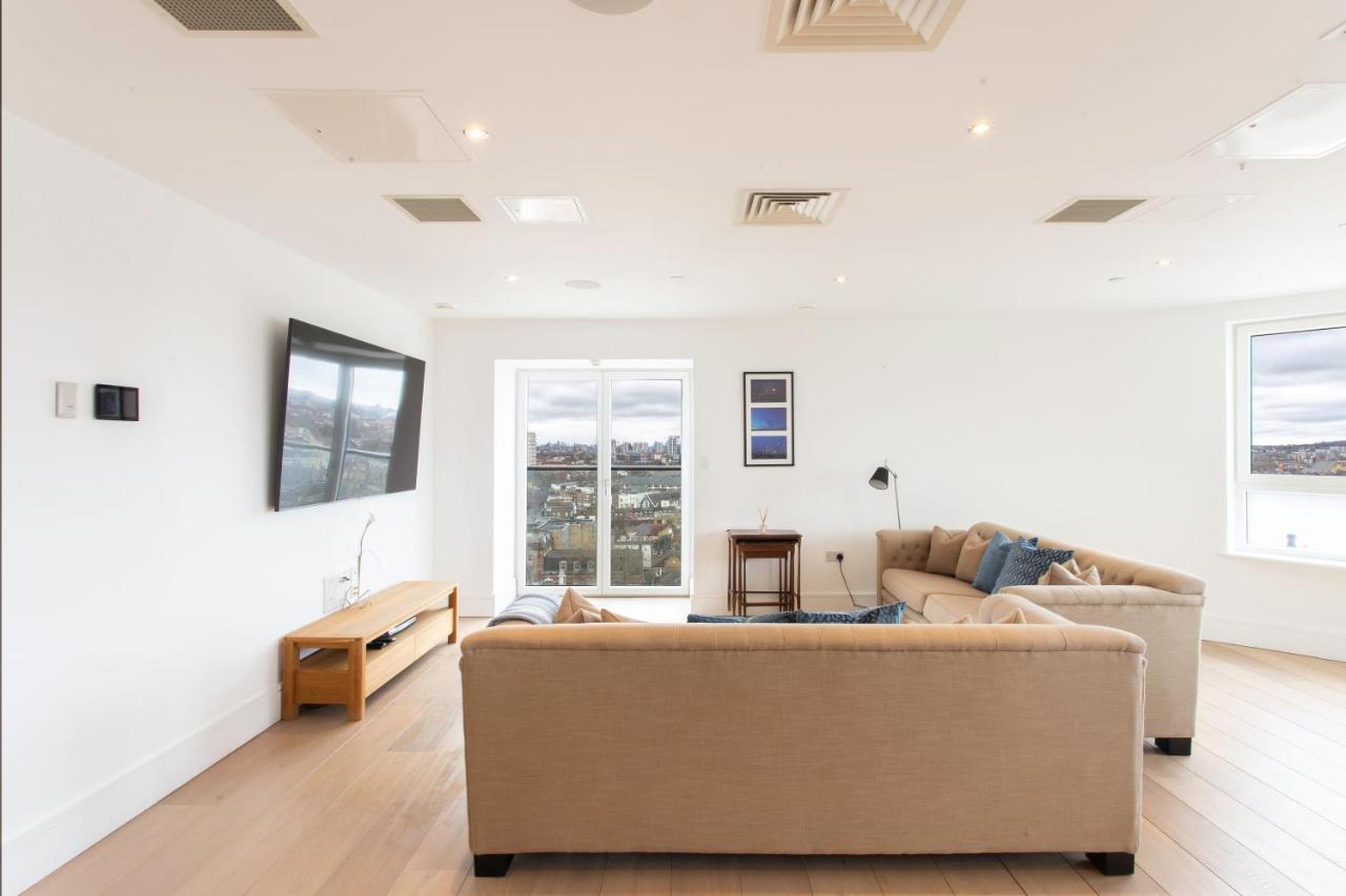 2 Bed 2 Bath Penthouse With Amazing Views With Free Parking Appartamento Londra