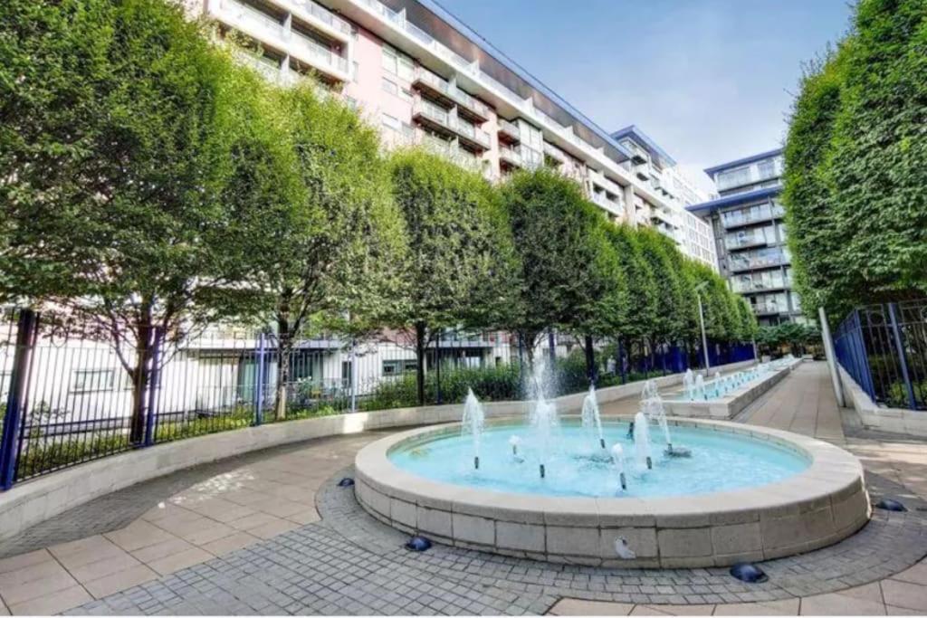 Apartment One Double Bedroom On Chelsea Bridge!