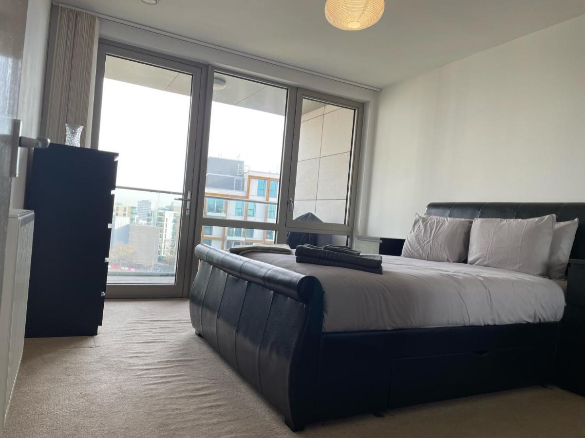 Lägenhet Spacious Flat In Manor House, London