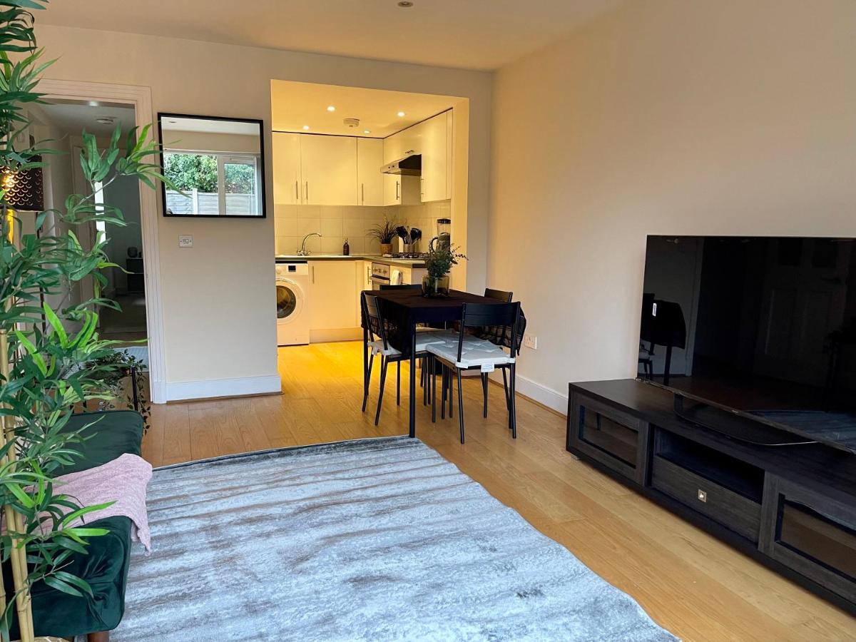 Mapesbury Dell Appartement Londen