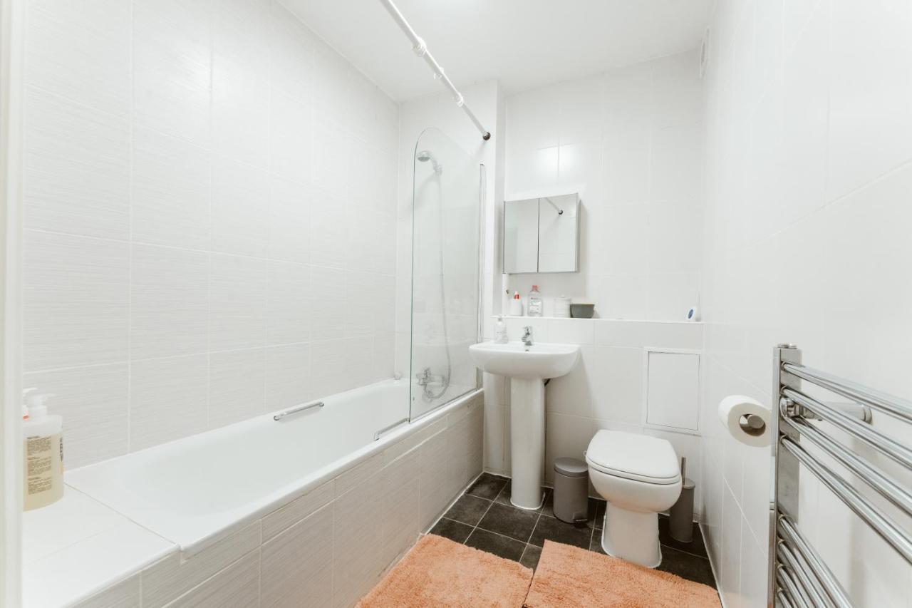 Hipster 5 Double Beds , 2 Big Bedrooms In Hackney Appartamento