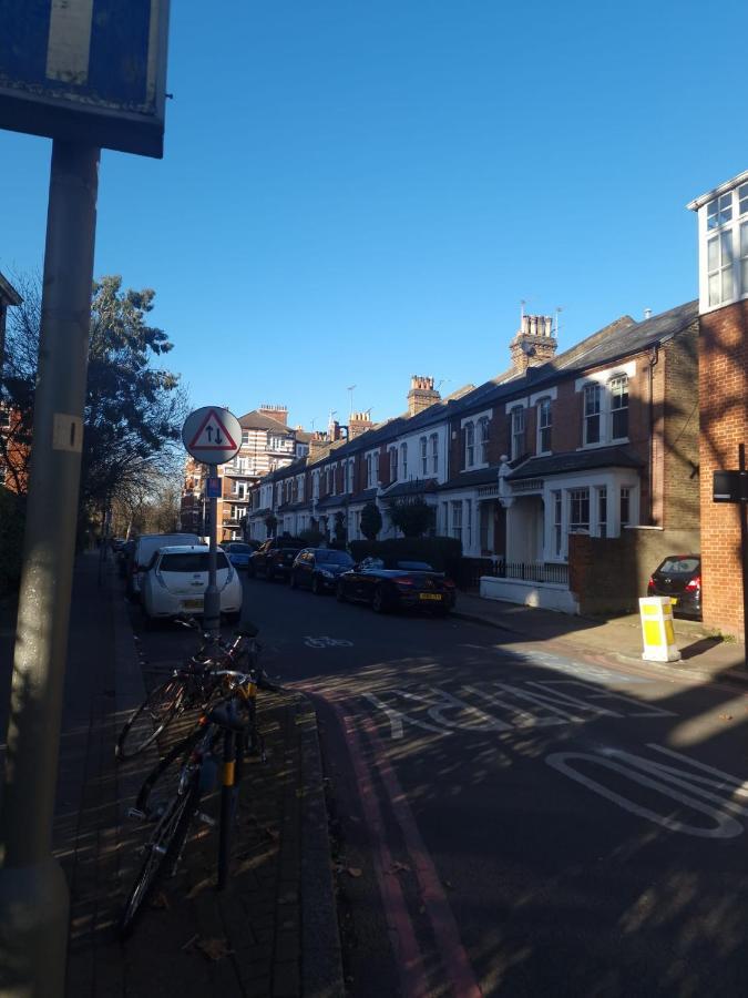 Appartement Lovely Newly Refurbished In Battersea Londen