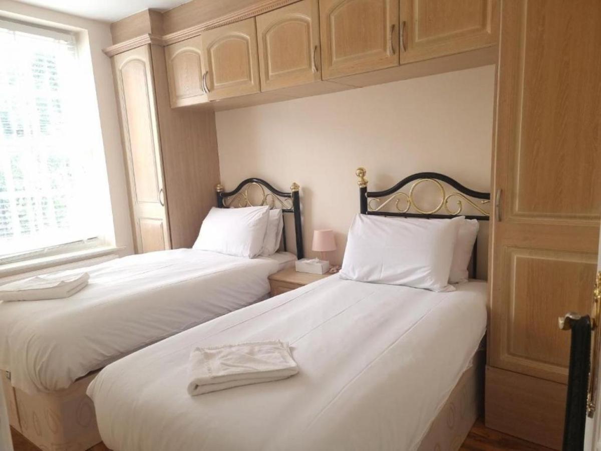 Beautiful 2 Bedroom Flat In Frampton Street * Londra