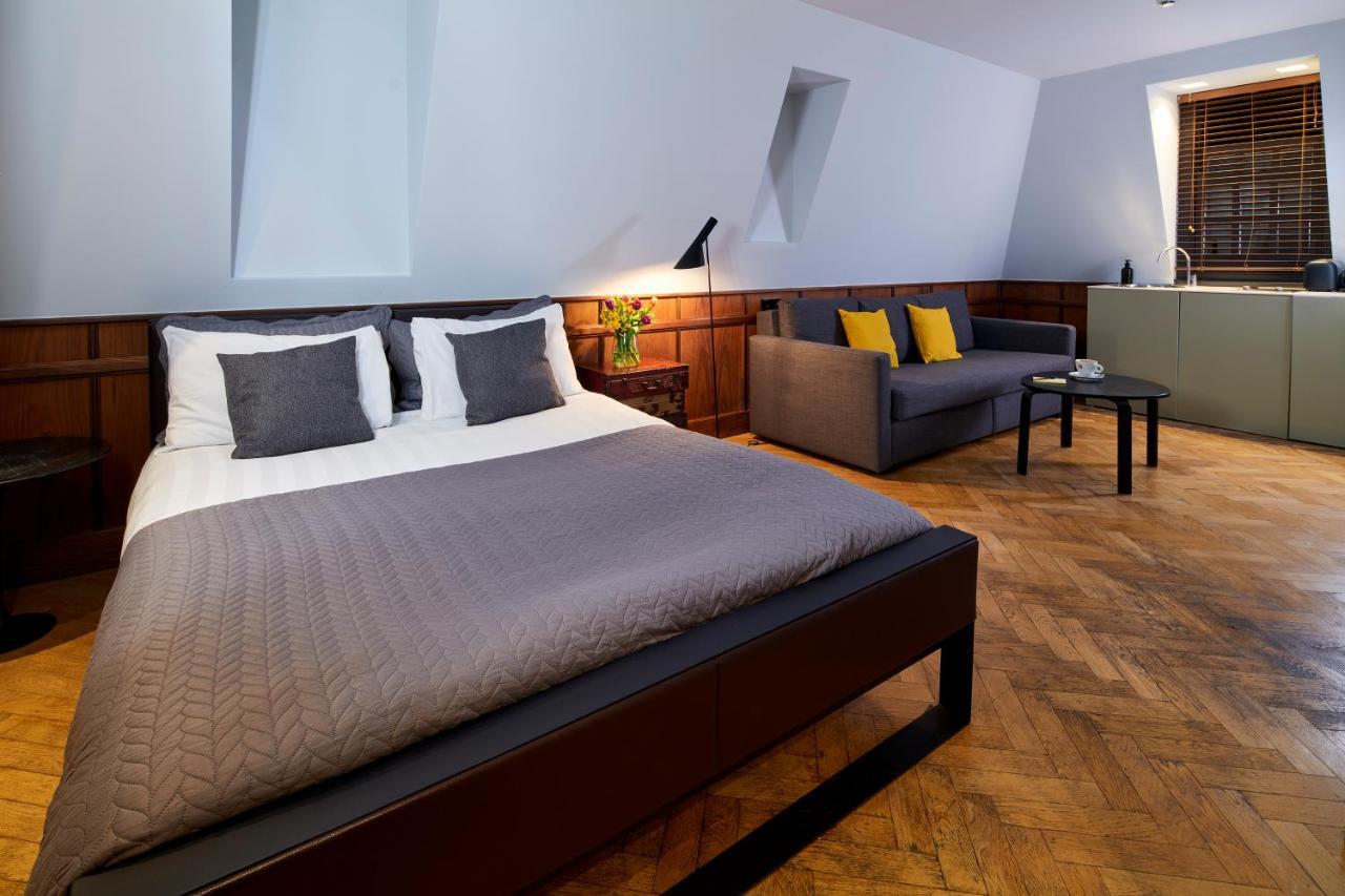 Paddington Apartment