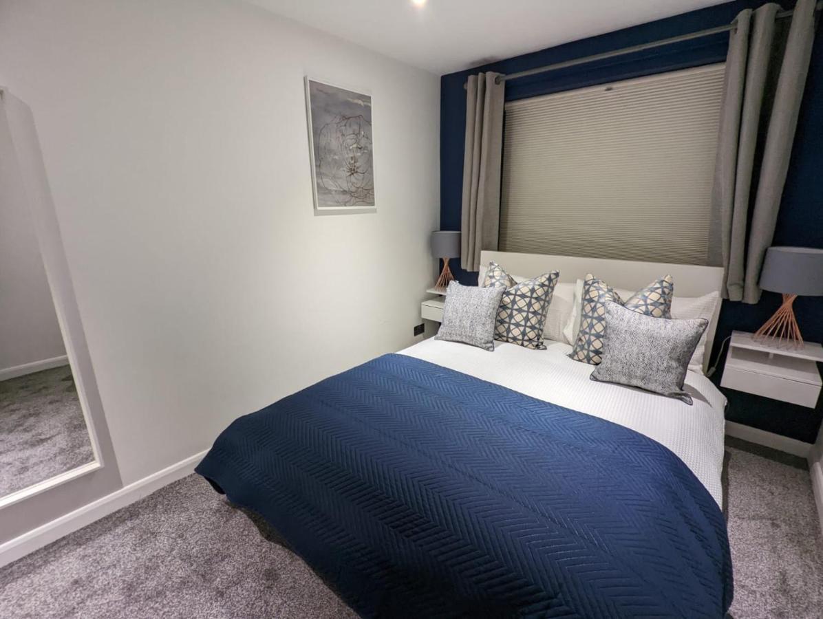 1 Bed Near Vibrant Bethnal Green Lägenhet *