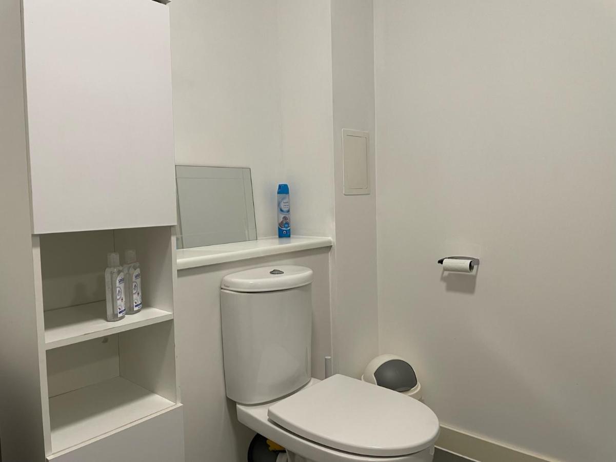 Apartment Spacious Flat In Manor House, *