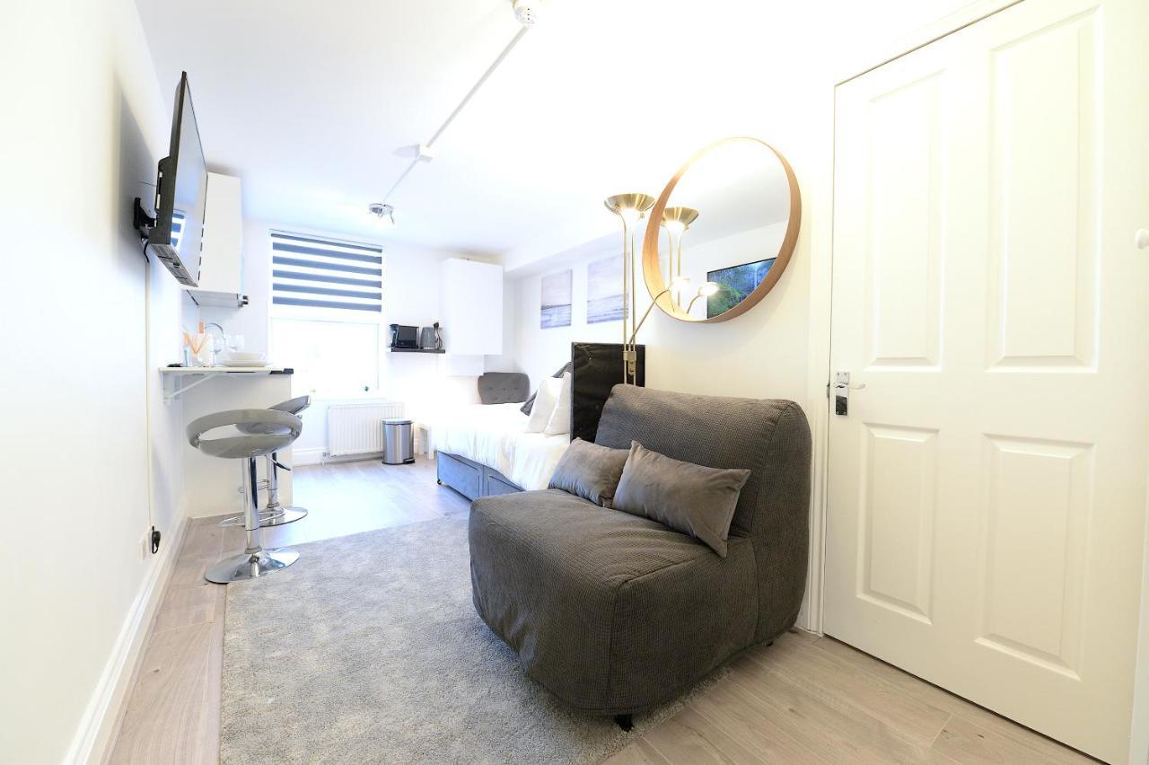 Very Close To Line Underground Shepherds Bush And Westfield Newly Refurbished Leilighet
