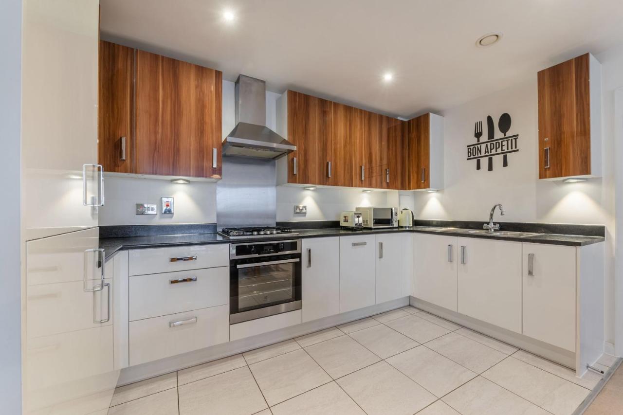 Apartment West Collection, Holland Park, Earls Court London