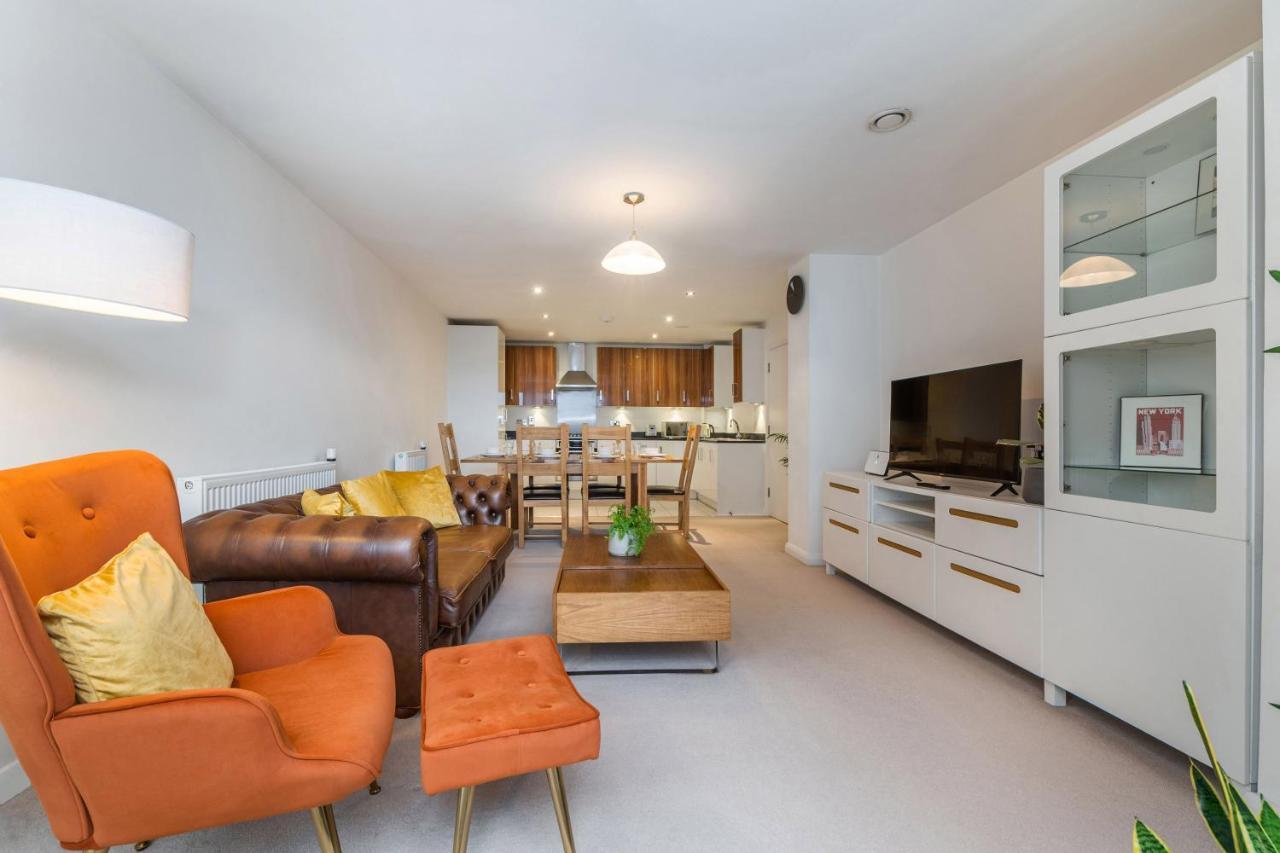 West Collection, Holland Park, Earls Court Apartment London