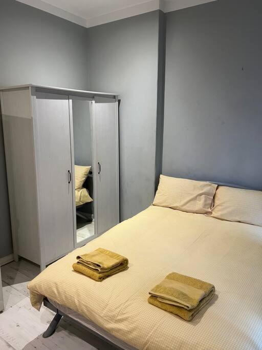 Lägenhet Ground Floor One Bedroom Flat Hyde Park In Central *