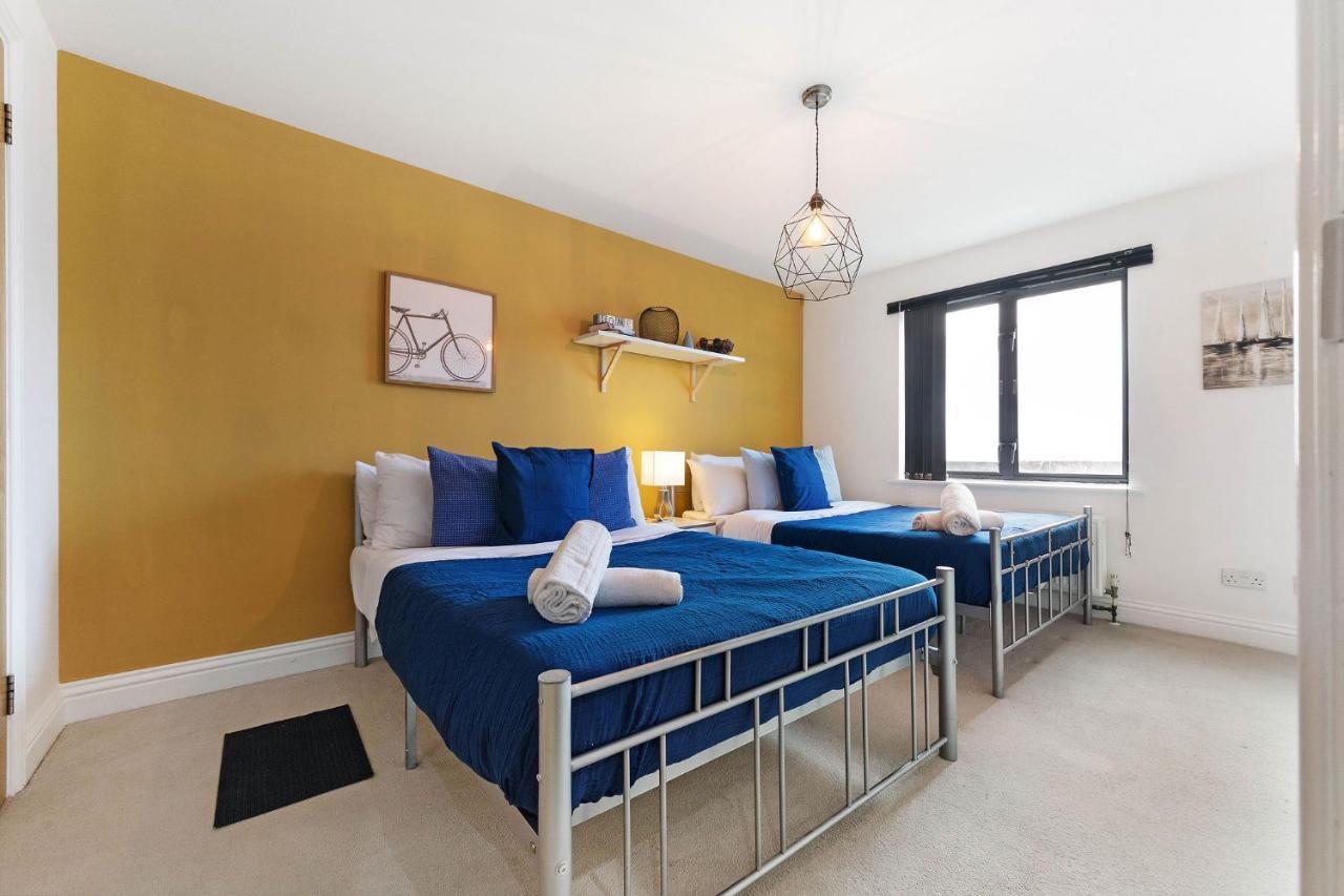 Apartment Hidden Treasure 3 Bedroom Flat London