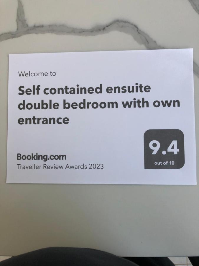 Self Contained Ensuite Double Bedroom With Own Entrance Free Off Street Parking * London