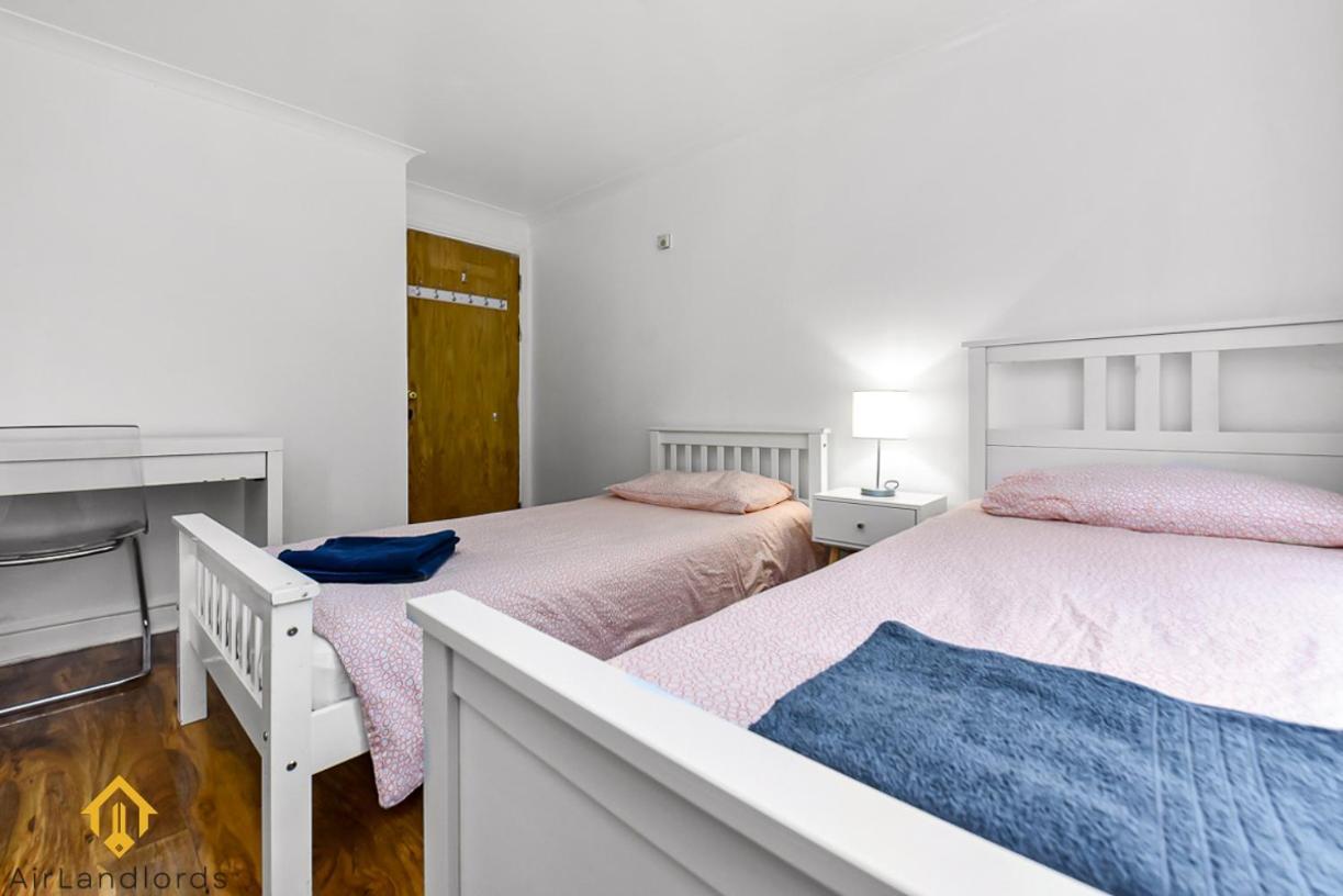 Charming River View 3 Bedroom In The Heart Of Appartement *