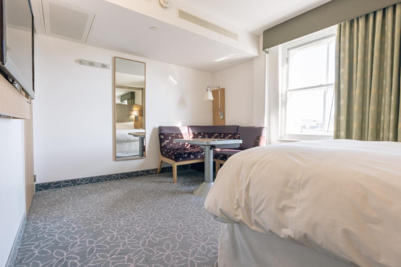 The Grand At Trafalgar Square Hotel