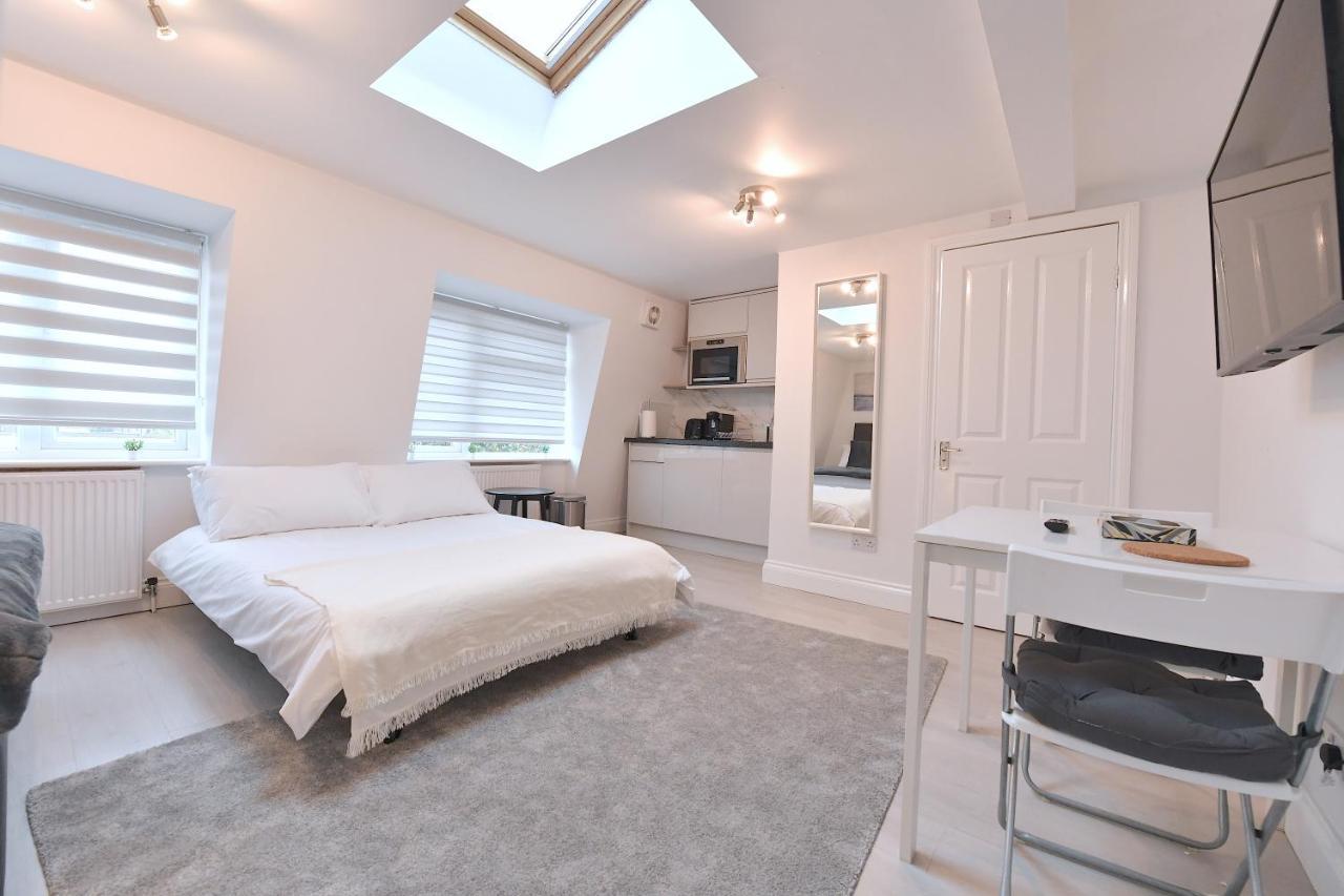 Very Close To Line Underground Shepherds Bush And Westfield Newly Refurbished Leilighet