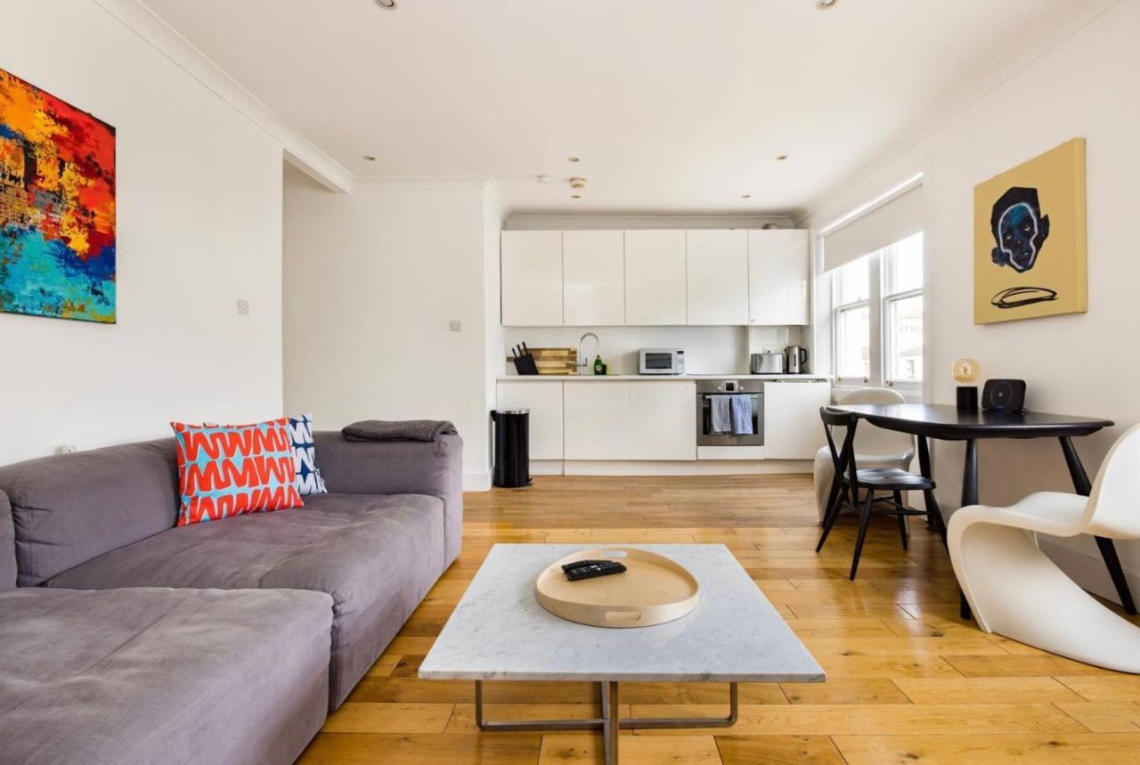 Cool, Quiet Notting Hill 2 Bed Lejlighed