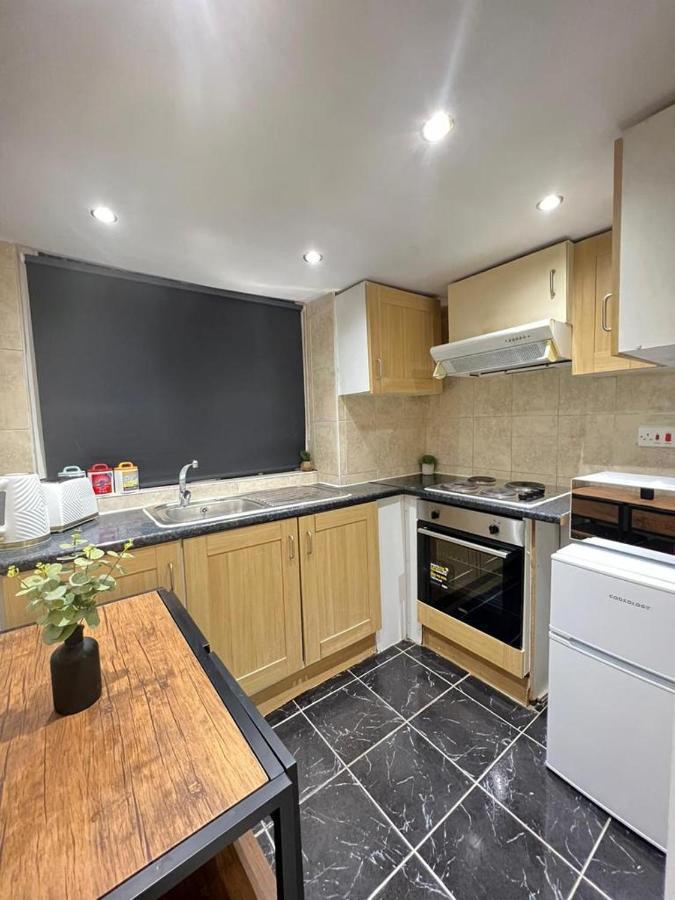 Comfy 2 Bedroom Flat Edgware Road Appartement Londen
