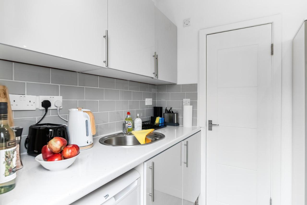 Livestay-modern Studio In Zone 2 London