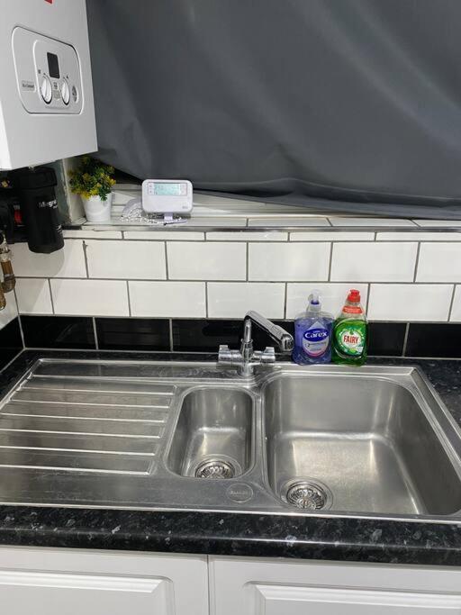 Ground Floor One Bedroom Bayswater Central Londen