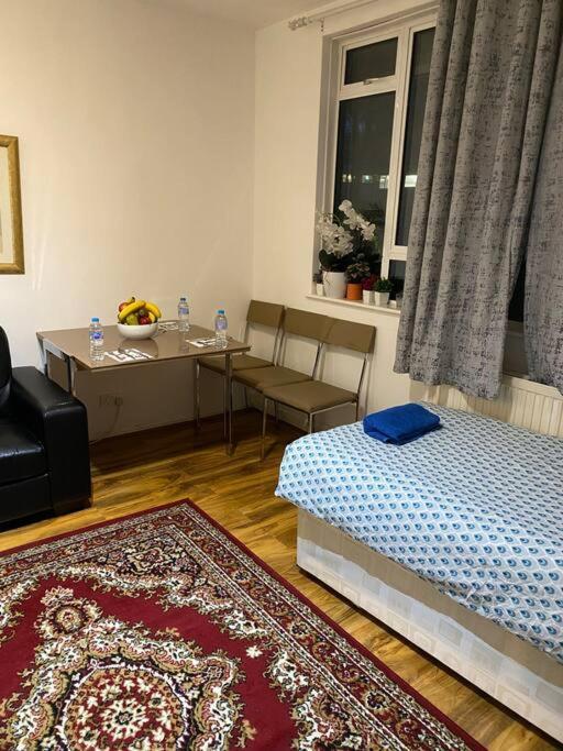 Ground Floor One Bedroom Bayswater Central Appartement Londen