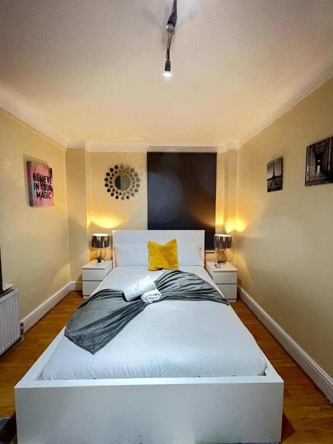 Comfy 2 Bedroom Flat Edgware Road * Londen