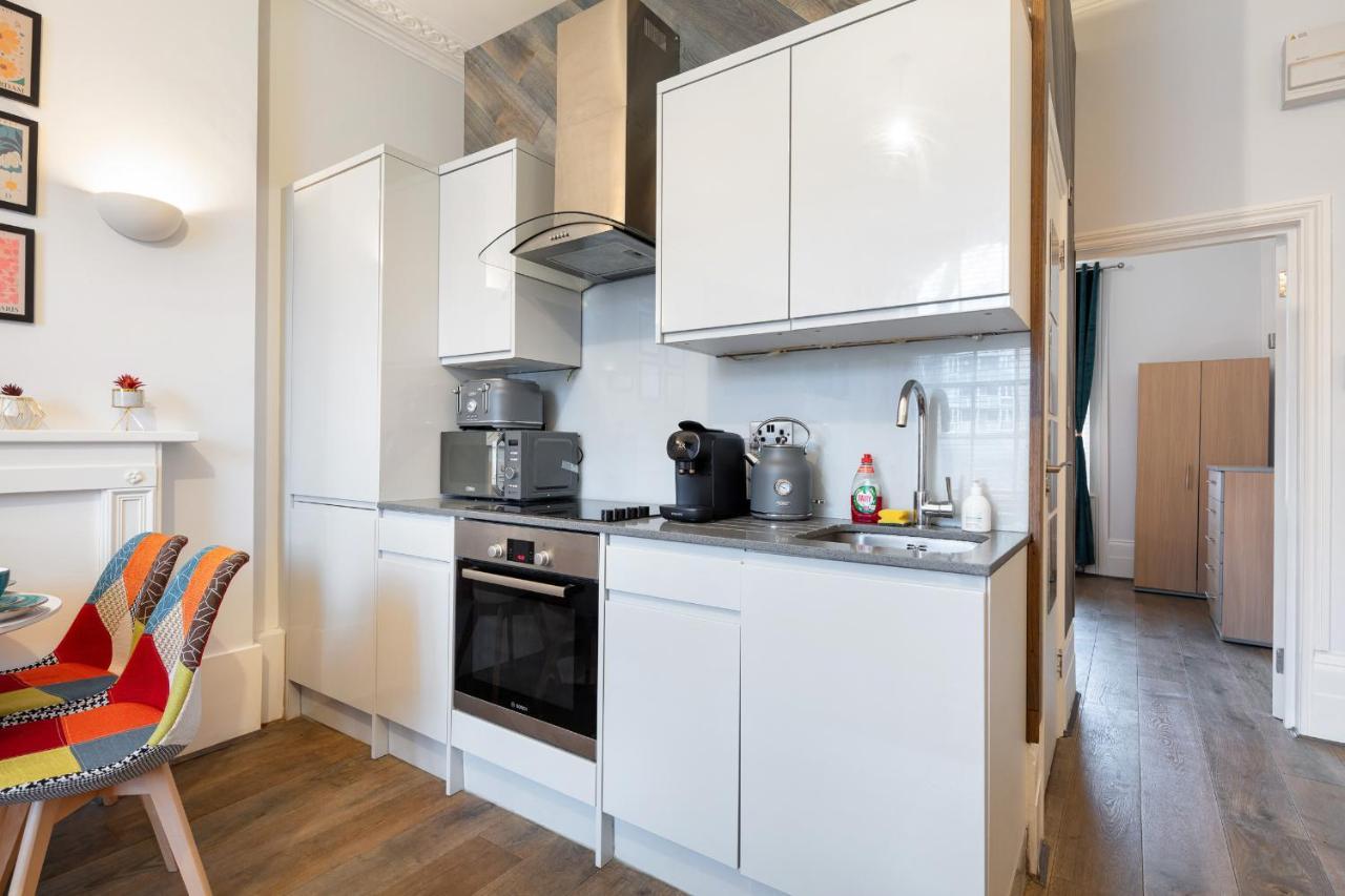 Cosy Flat In Apartment London