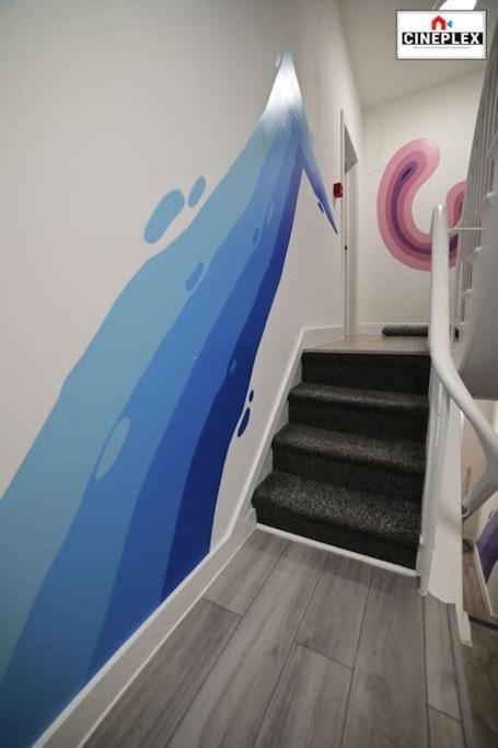 Cheerful 1bed Studio Flat With Netflix And Wi-fi By Cineplex Short Lets & Serviced * Londra