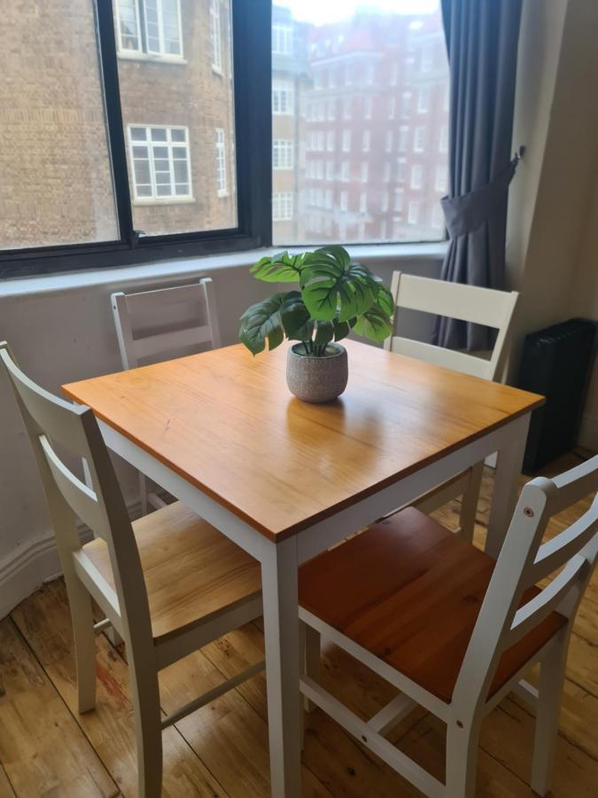 Apartment Rare Gem Close To Transport Links London