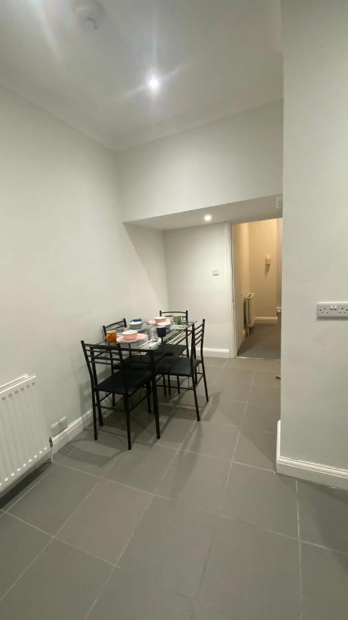 2 Notting Hill Portobello Road Amazing Location! Londen