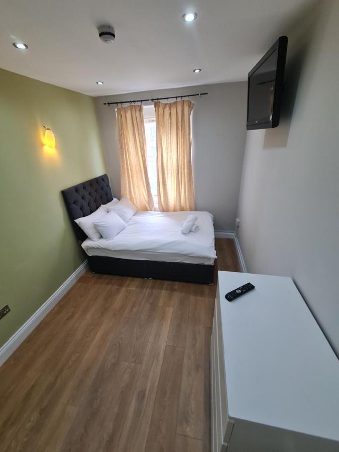 Appartement Lovely En-suite Bedroom R7 Londen