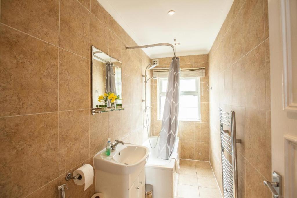 Remarkable In Apartment *