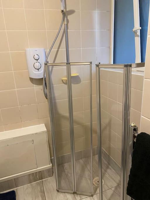 019- Premium Location Bayswater 2 Appartement
