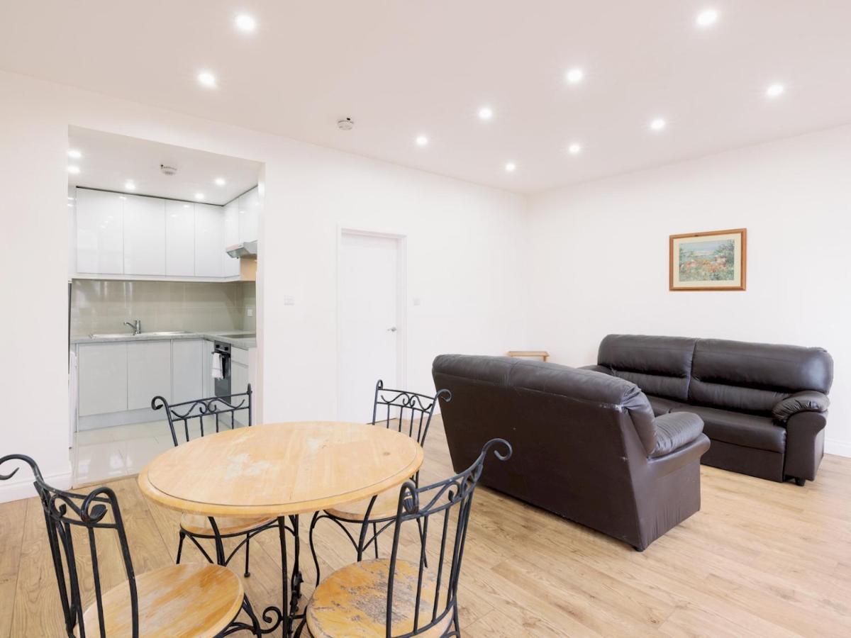 Pass The Keys Family In The Heart Of Bayswater Apartment