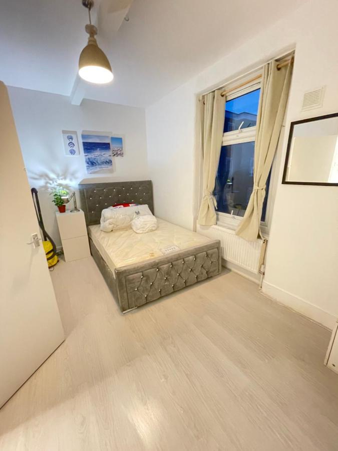 One Bedroom Flat Miles Lejlighed
