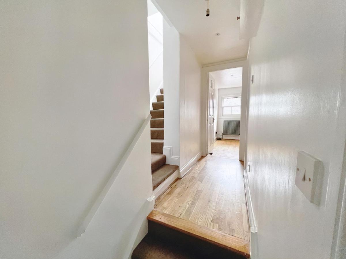 Lovely 2-bedroom Serviced Greater Appartement