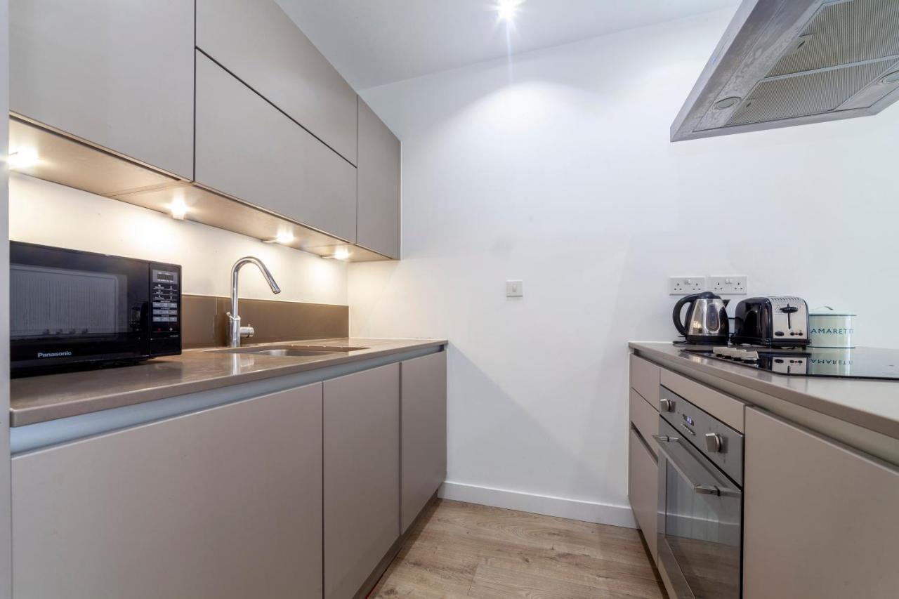 Modern 3bdr Flat W Large Balcony, Kentish Town Appartement