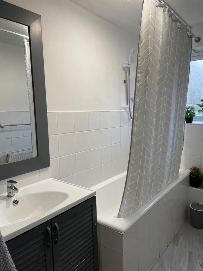Lägenhet Spacious 2 Bedroom Flat 20mins To Oxford Street By Tube *