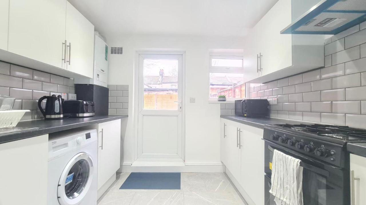Deluxe Private In Manor Park Privatunterkunft
