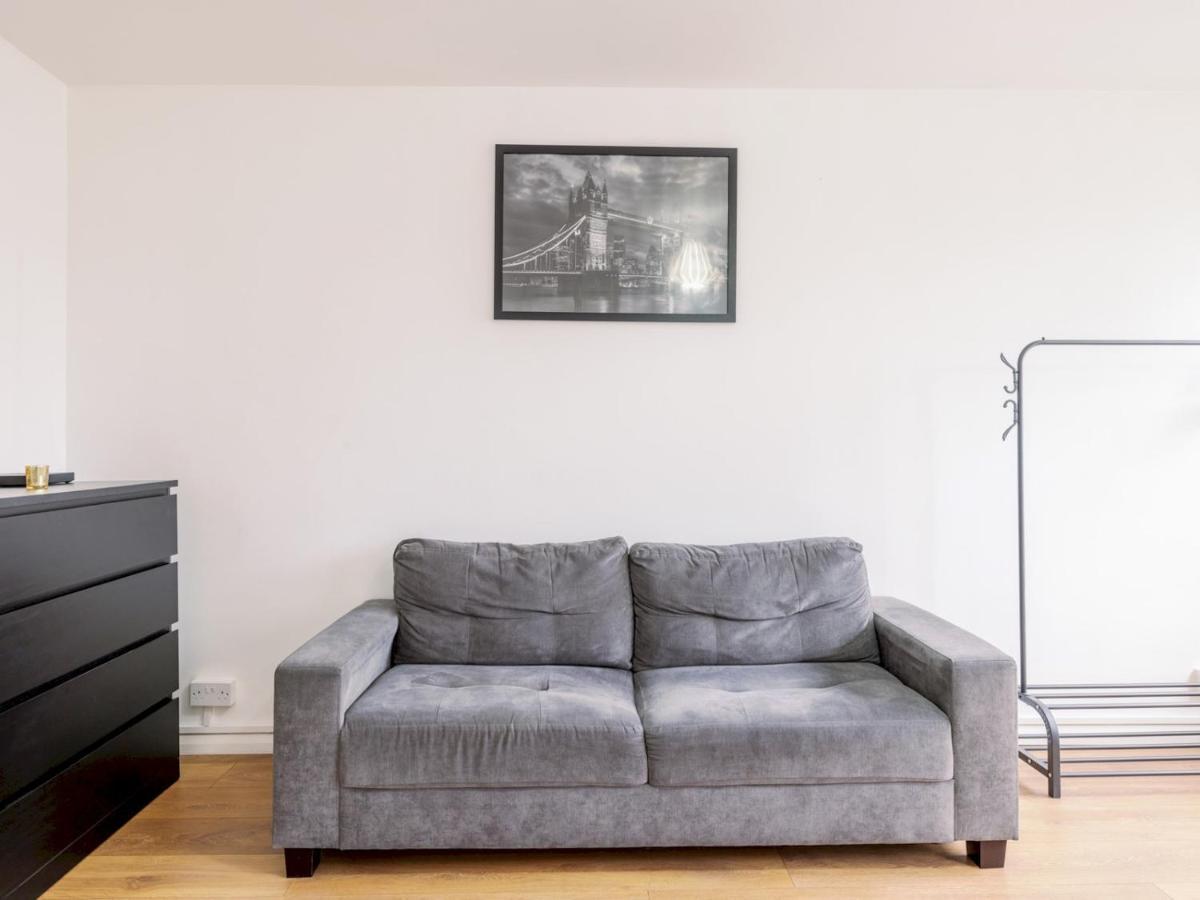 Pass The Keys - Spacious Maisonette In London, Waterloo *
