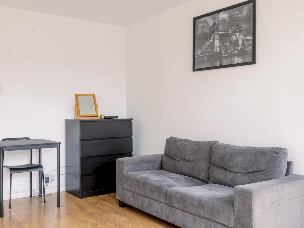 Pass The Keys - Spacious Maisonette In London, Waterloo