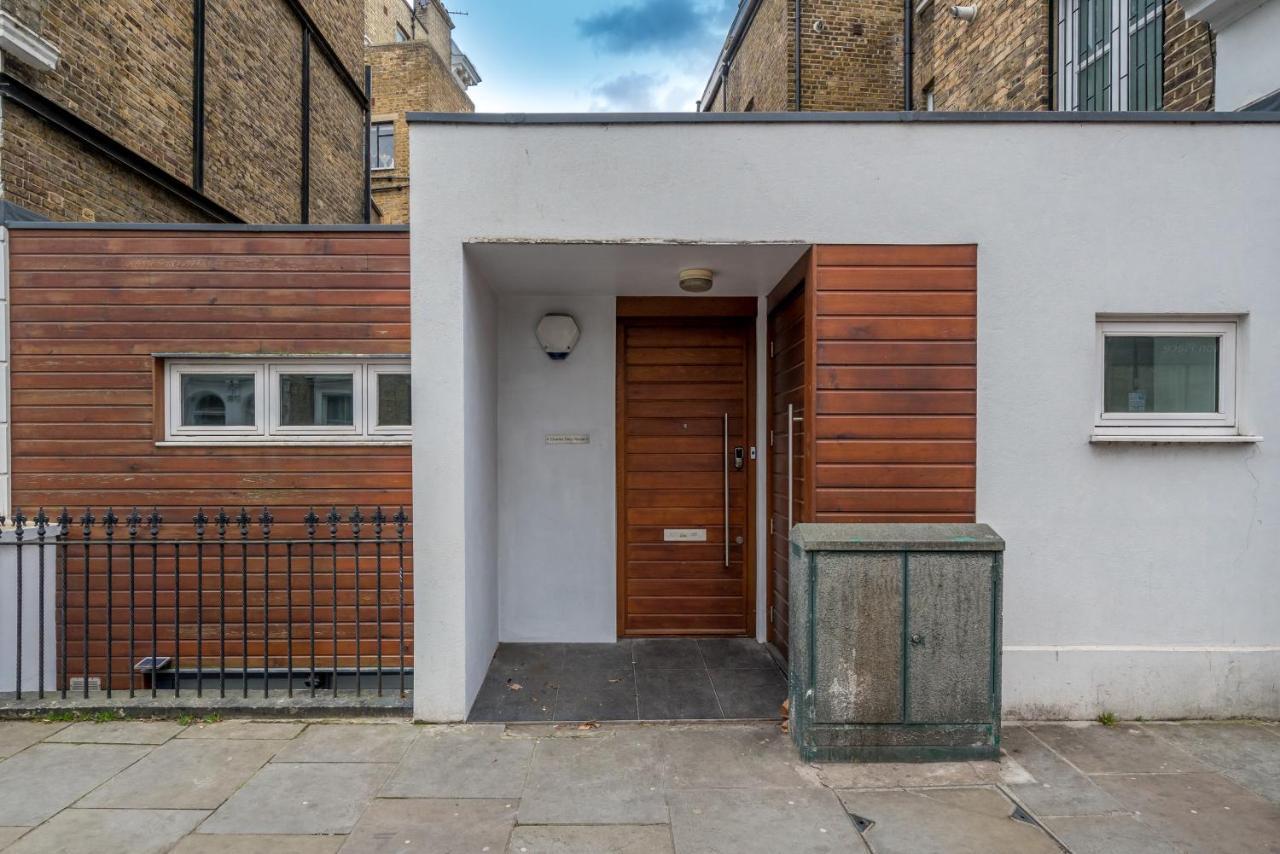 Semesterbostad Joivy Stylish 3 Bed, 3 Bath House With Private Courtyard In Chelsea