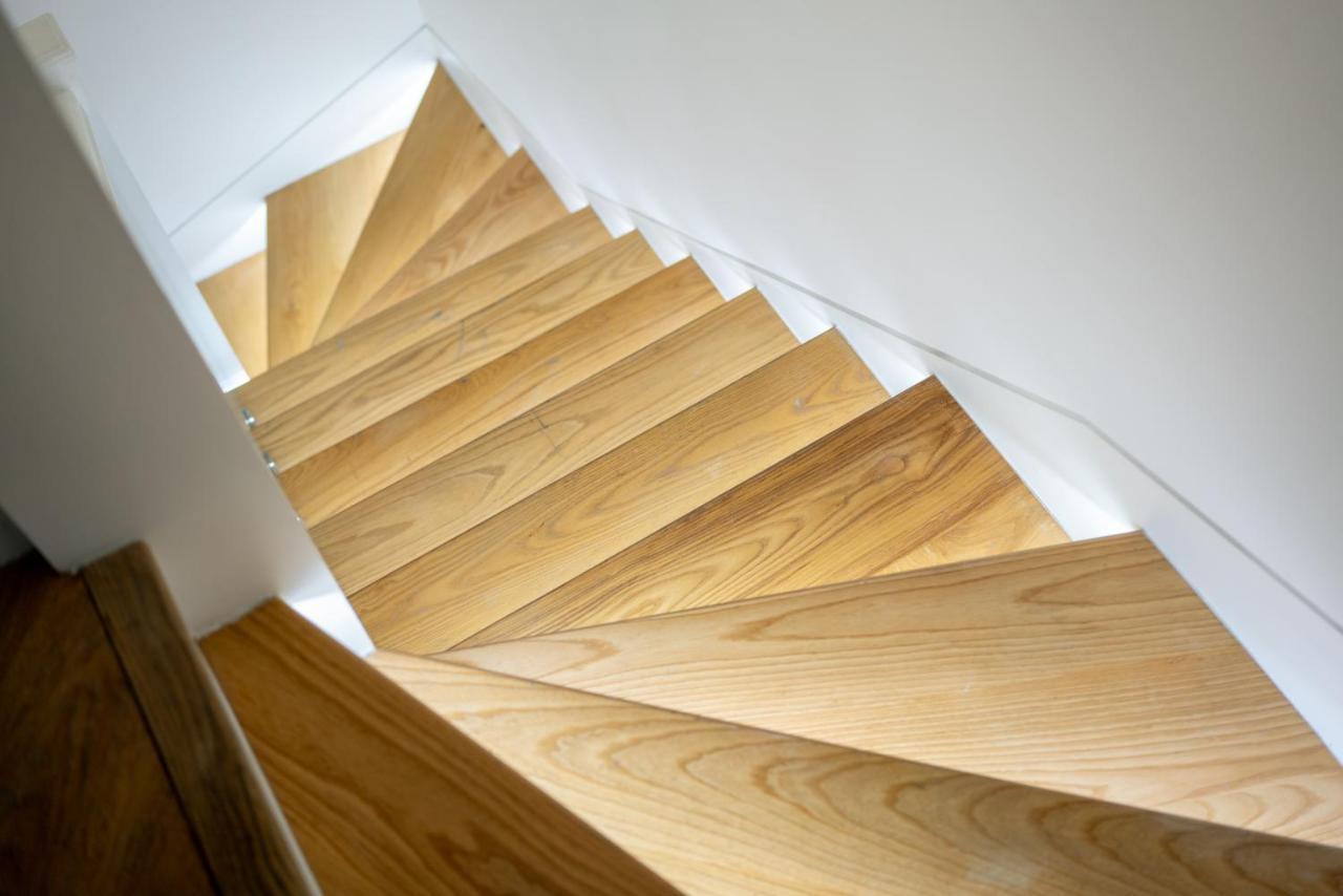 Joivy Stylish 3 Bed, 3 Bath House With Private Courtyard In Chelsea