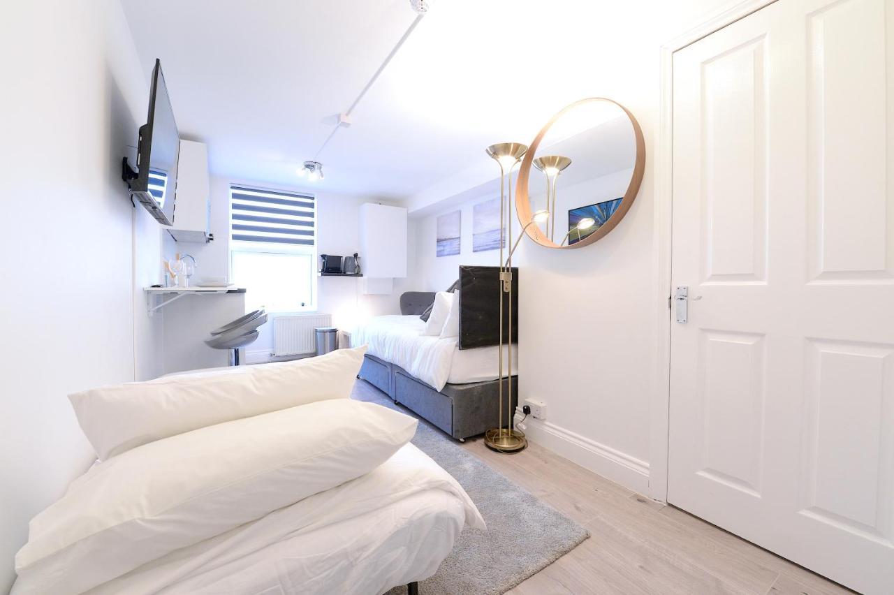 Very Close To Line Underground Shepherds Bush And Westfield Newly Refurbished Leilighet