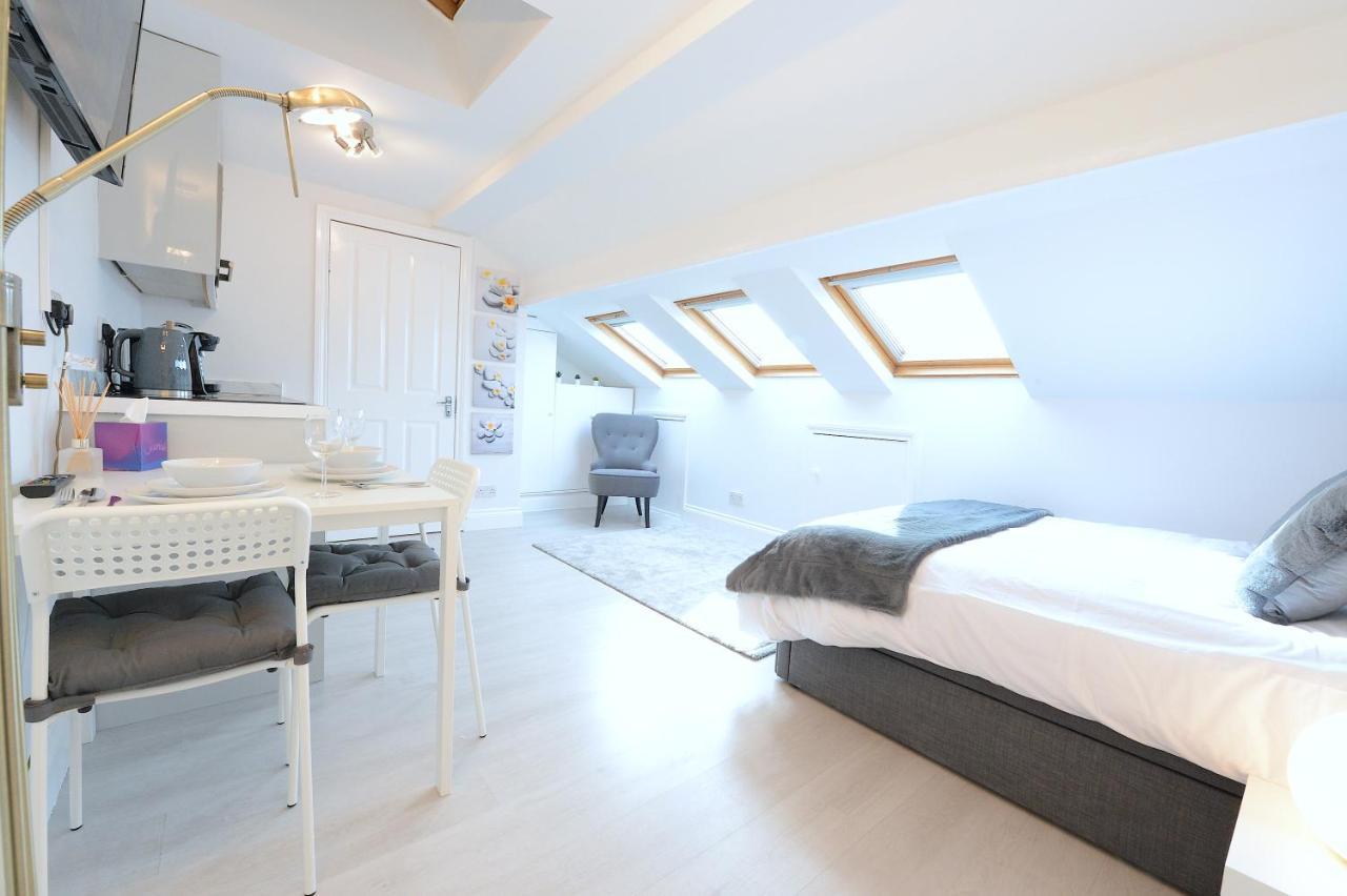 Leilighet Very Close To Line Underground Shepherds Bush And Westfield Newly Refurbished *