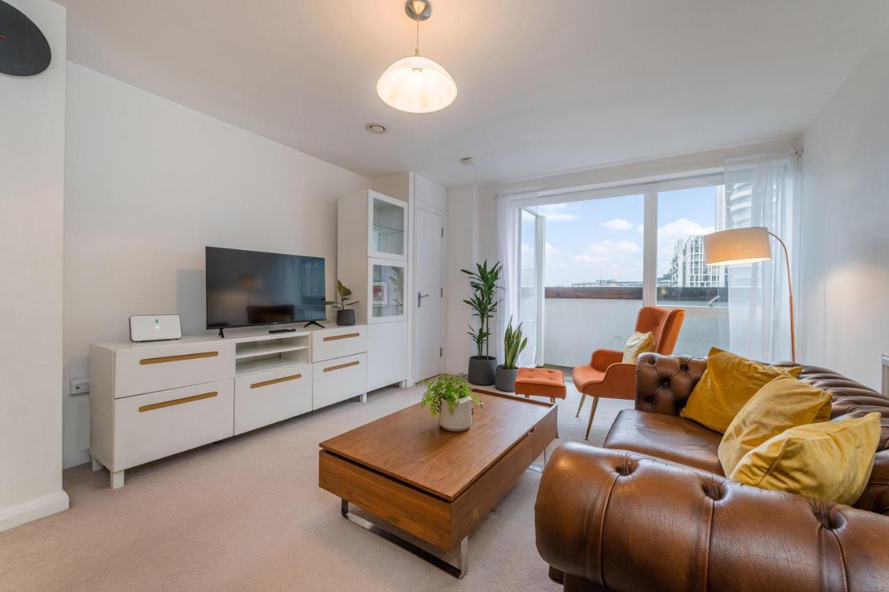 Apartment West Collection, Holland Park, Earls Court London