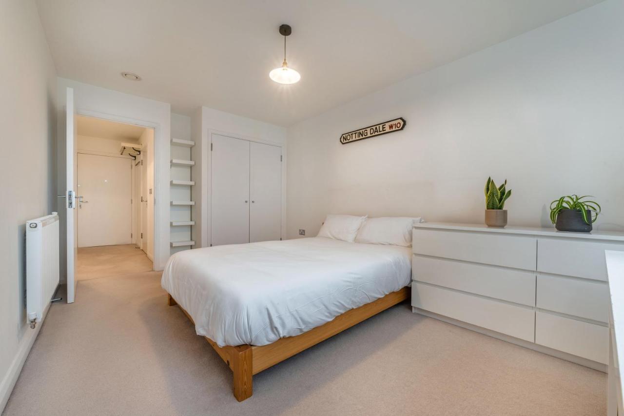 West Collection, Holland Park, Earls Court Apartment *