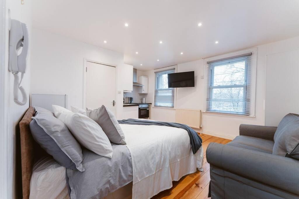 Your Lovely Studio Flat- West3 Lejlighed *