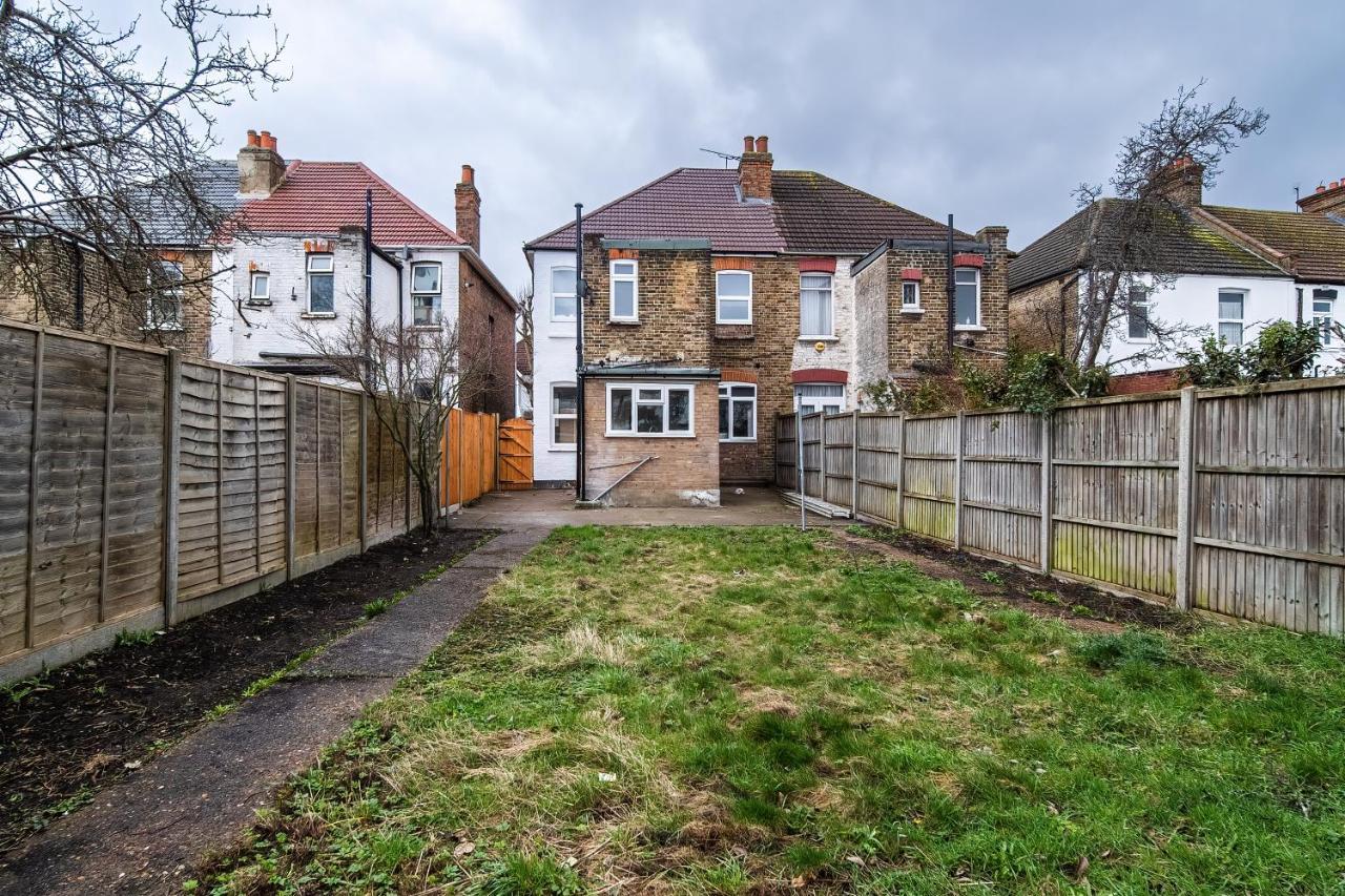 Modern Studio In Wembley Lejlighed London
