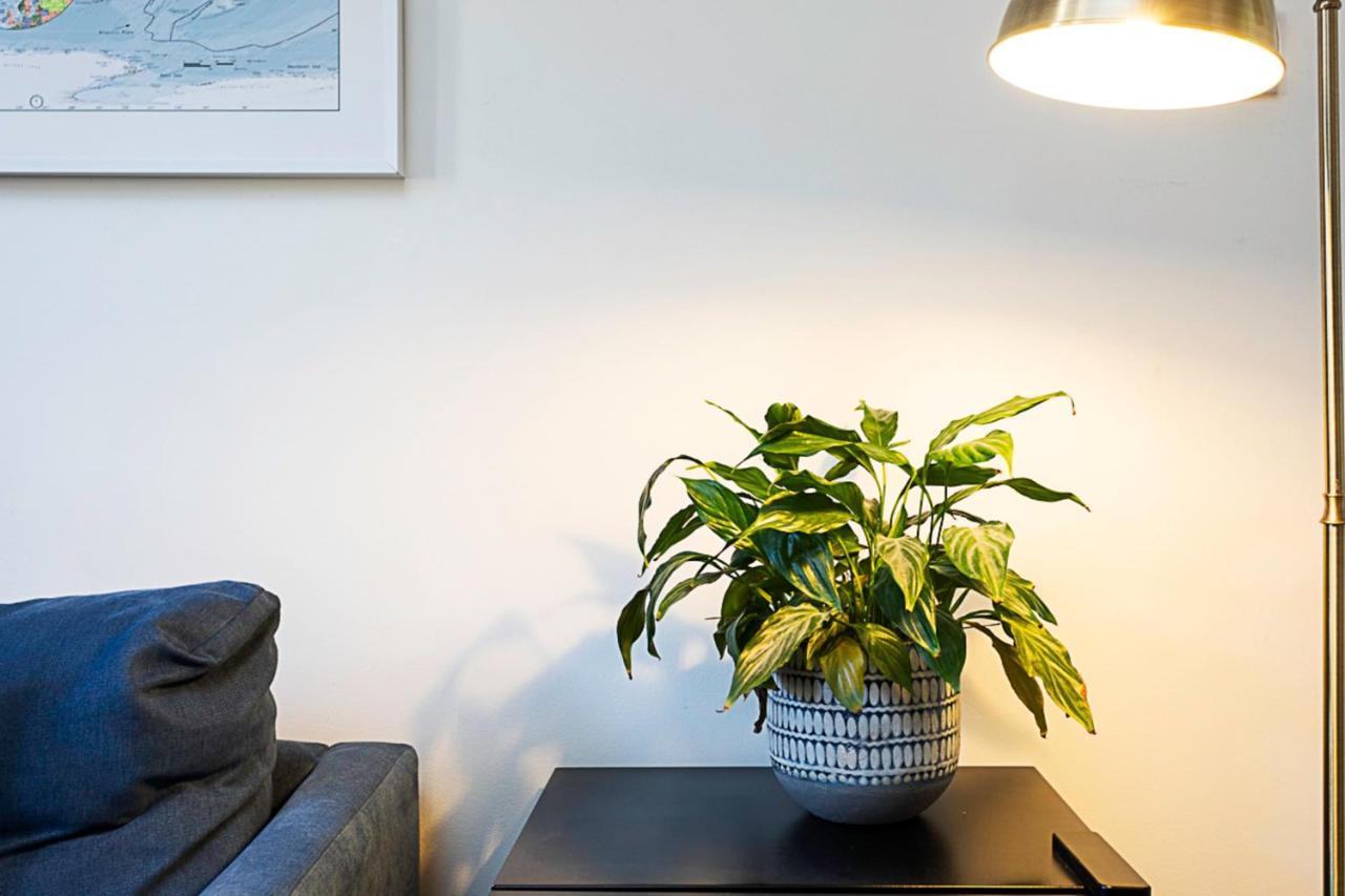 Gorgeous Angel Flat * London