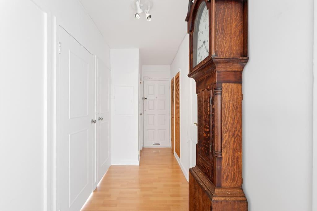 Beautiful Richmond Park Views & Apartment